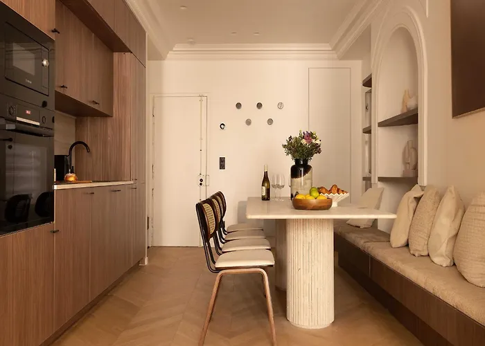 Elegant Appt- Ac-2br-6p- Musee Du Louvre