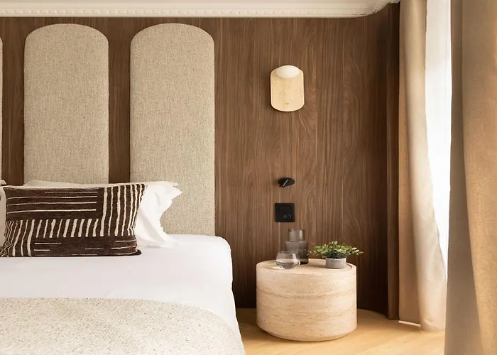 Διαμέρισμα Elegant Appt- Ac-2br-6p- Musee Du Louvre